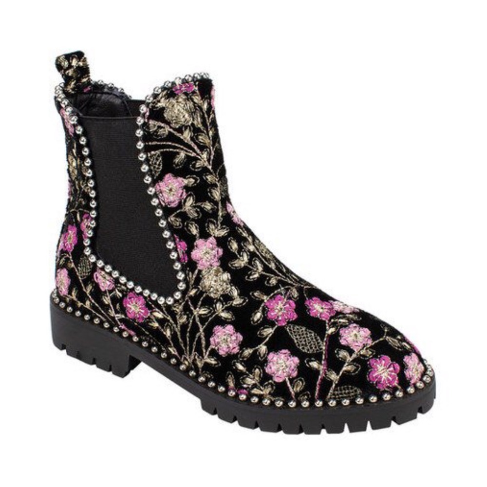 Seven Dials Studded Boot